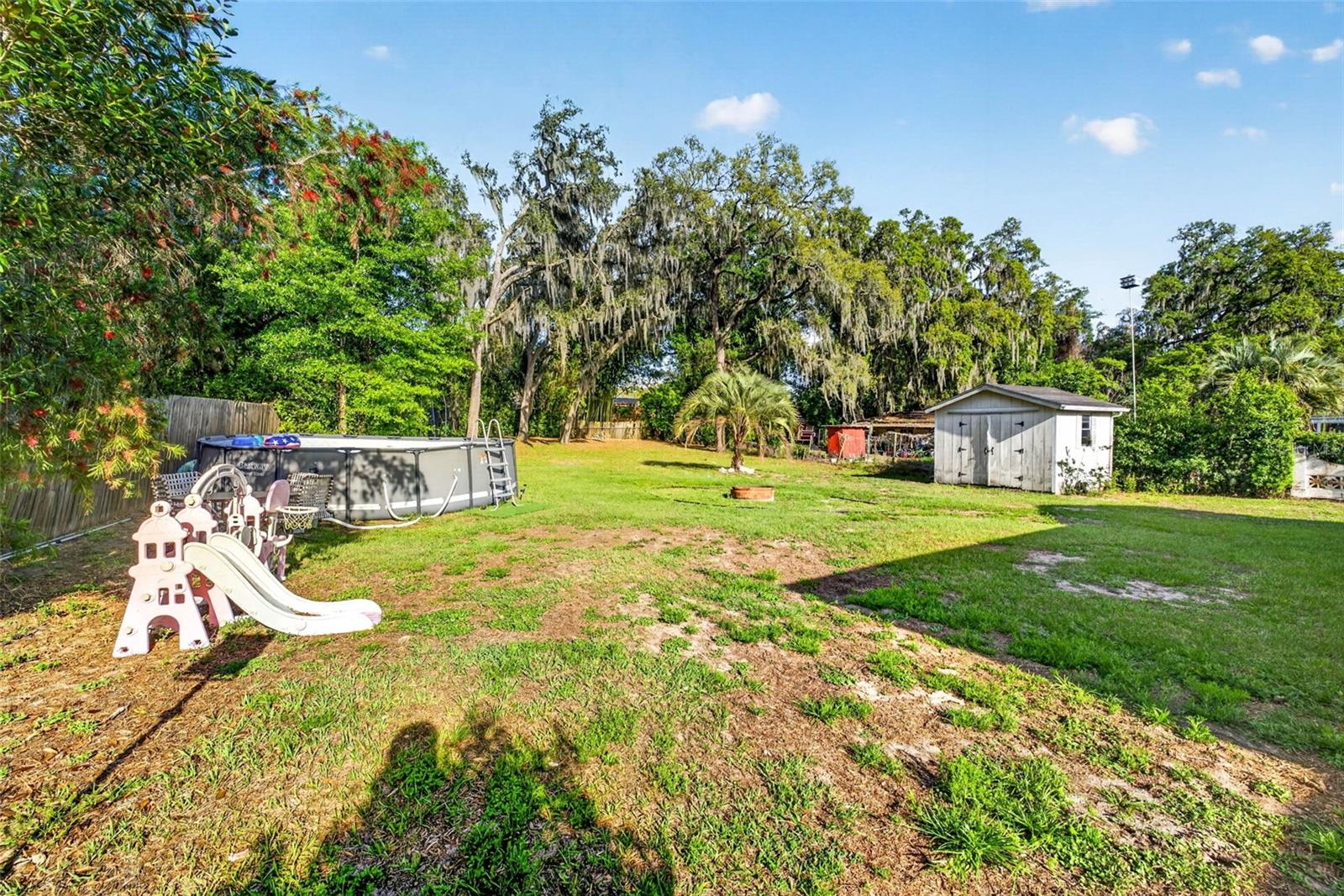 LAKEWOOD UNIT 1 - Residential
