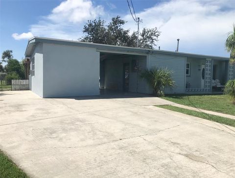 A home in PORT CHARLOTTE