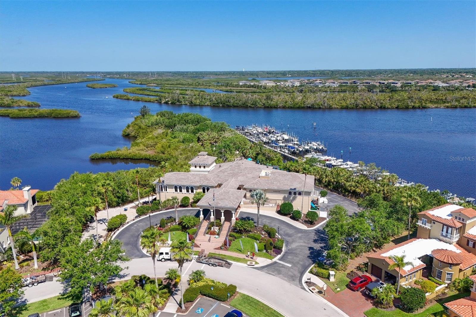 WATERLEFE GOLF & RIVER CLUB - Residential