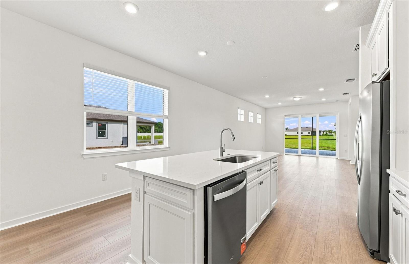 14753 SUNLIT CIRCLE