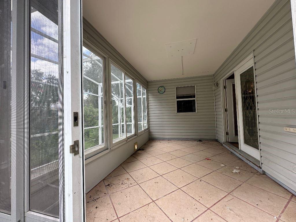LADY LAKE ORANGE BLOSSOM GARDENS UNIT 11 - Residential