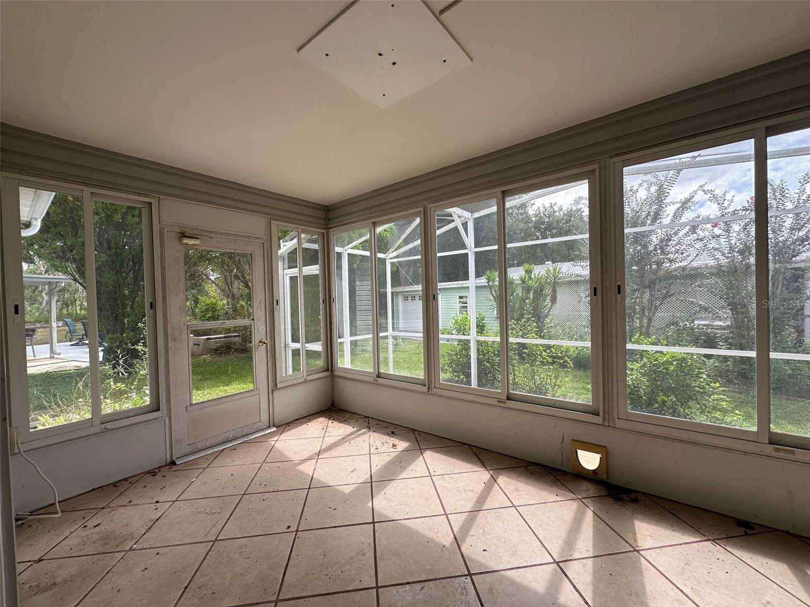LADY LAKE ORANGE BLOSSOM GARDENS UNIT 11 - Residential