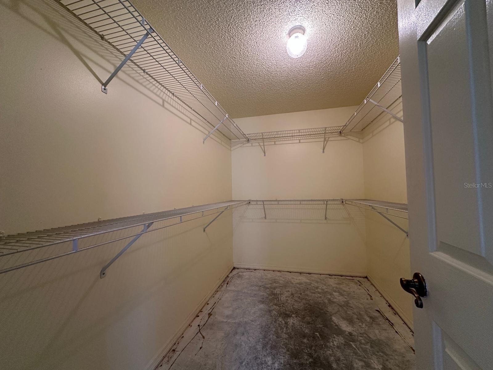 LADY LAKE ORANGE BLOSSOM GARDENS UNIT 11 - Residential