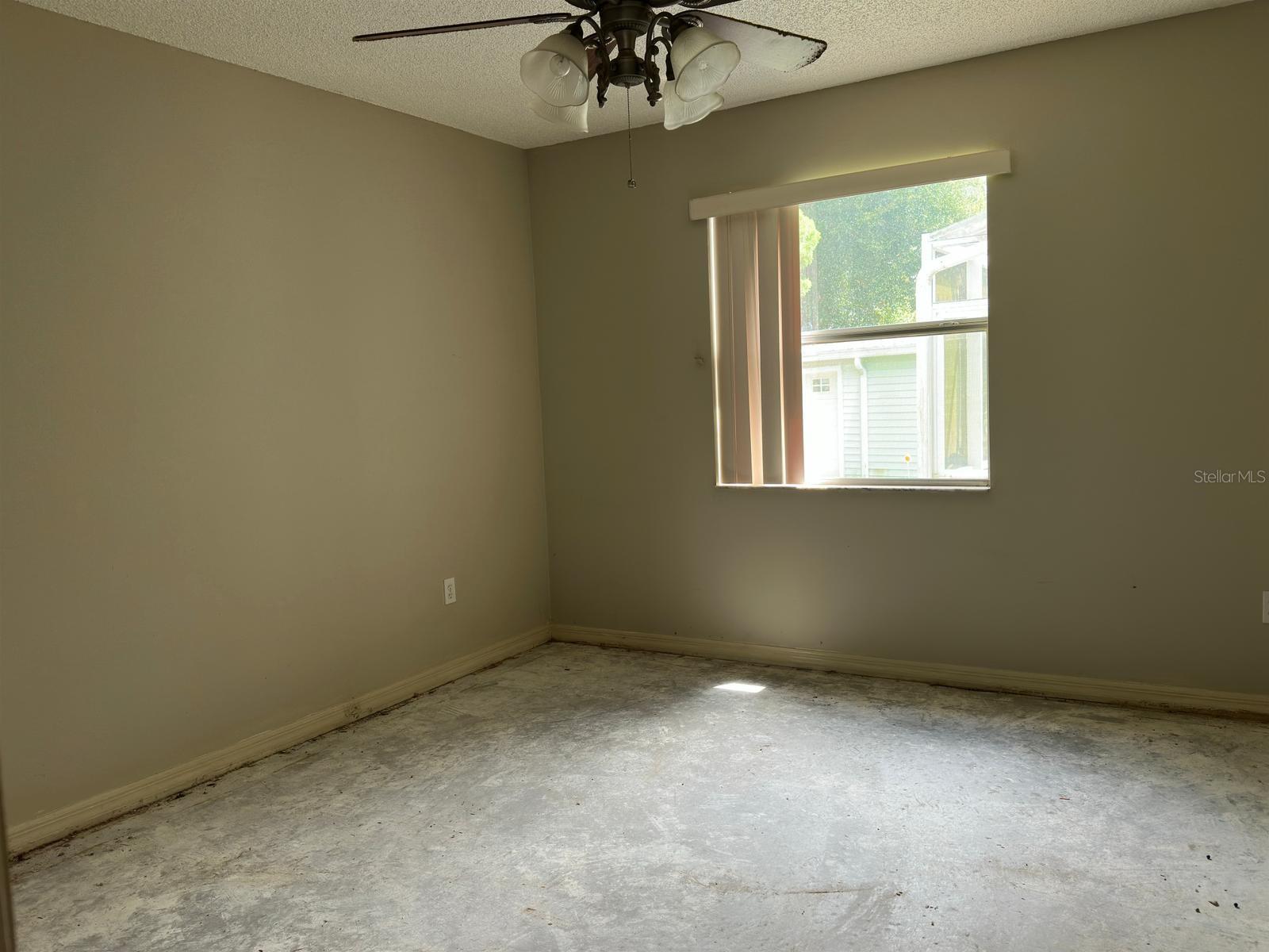 LADY LAKE ORANGE BLOSSOM GARDENS UNIT 11 - Residential