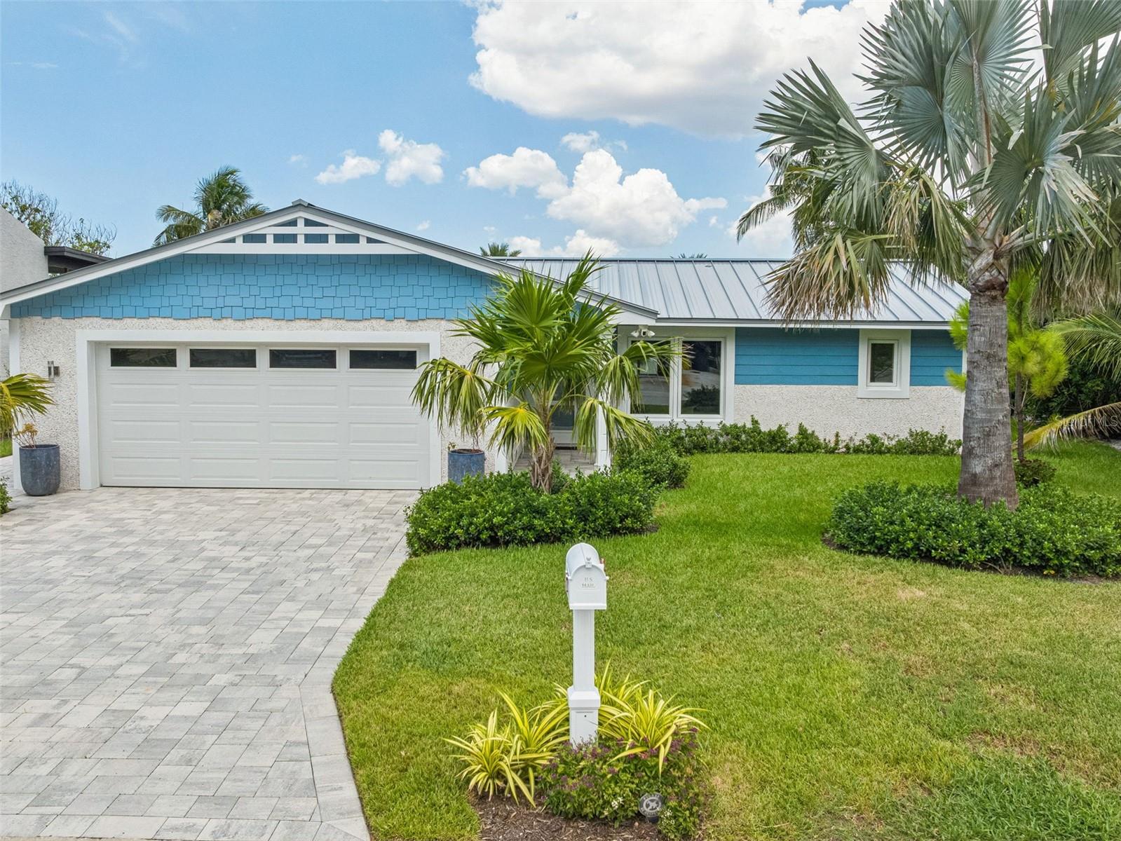 BAHIA SHORES 4TH ADD - Residential