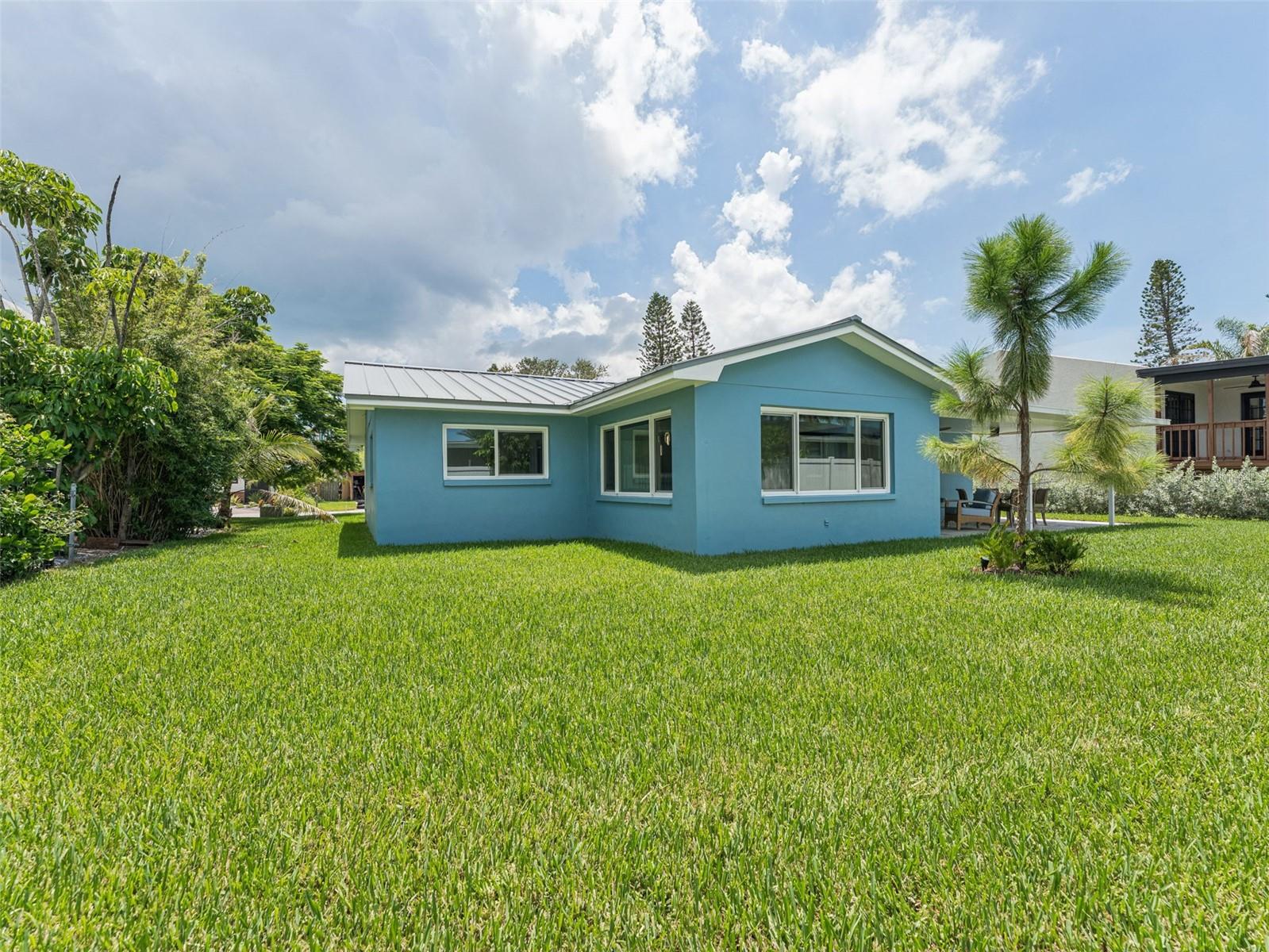 BAHIA SHORES 4TH ADD - Residential