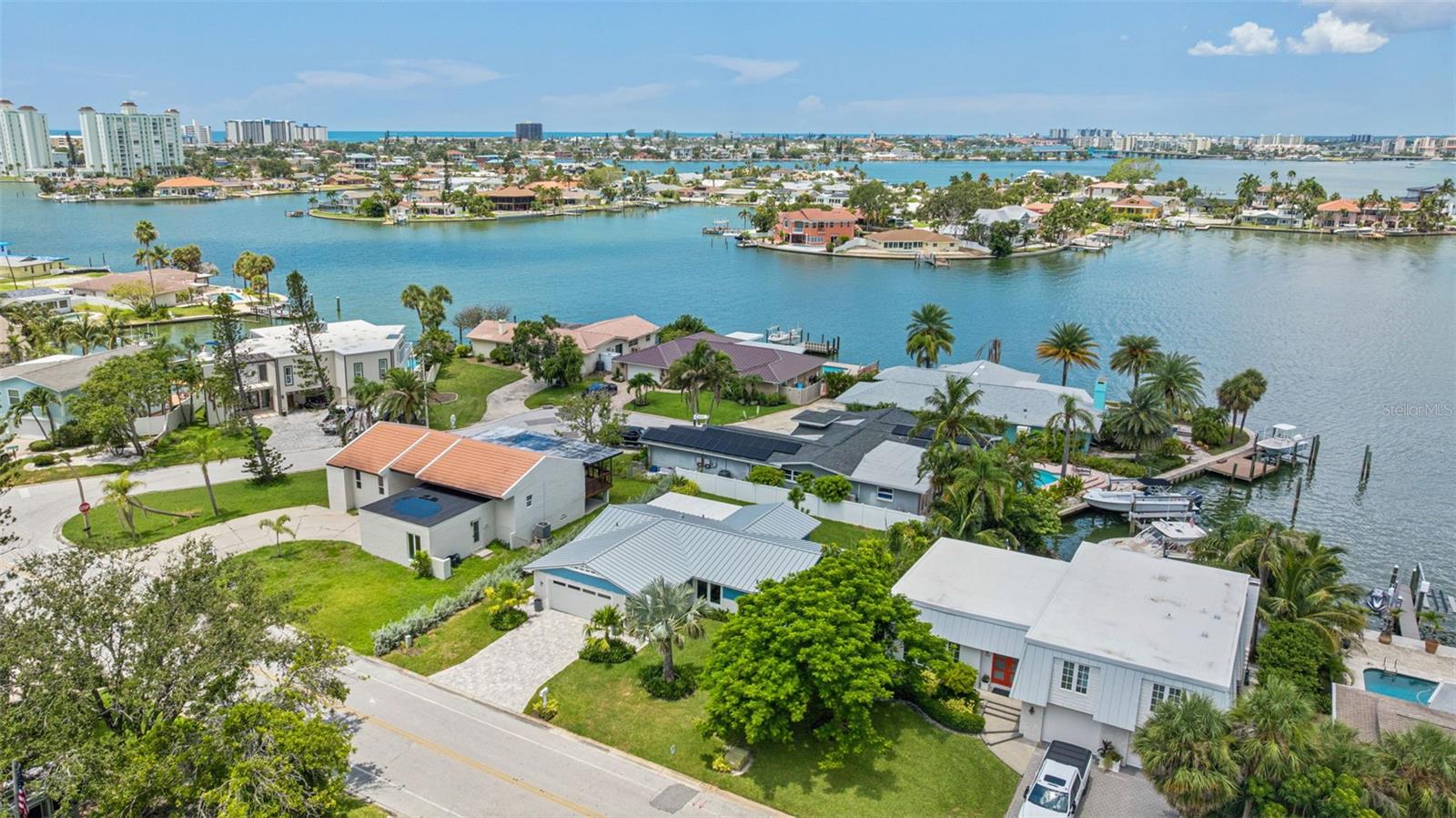 BAHIA SHORES 4TH ADD - Residential