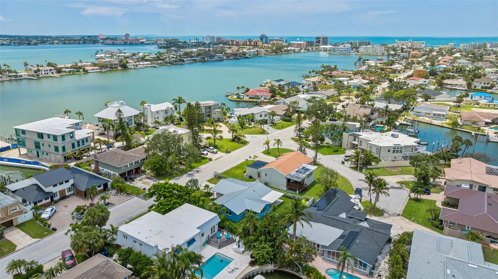 BAHIA SHORES 4TH ADD - Residential