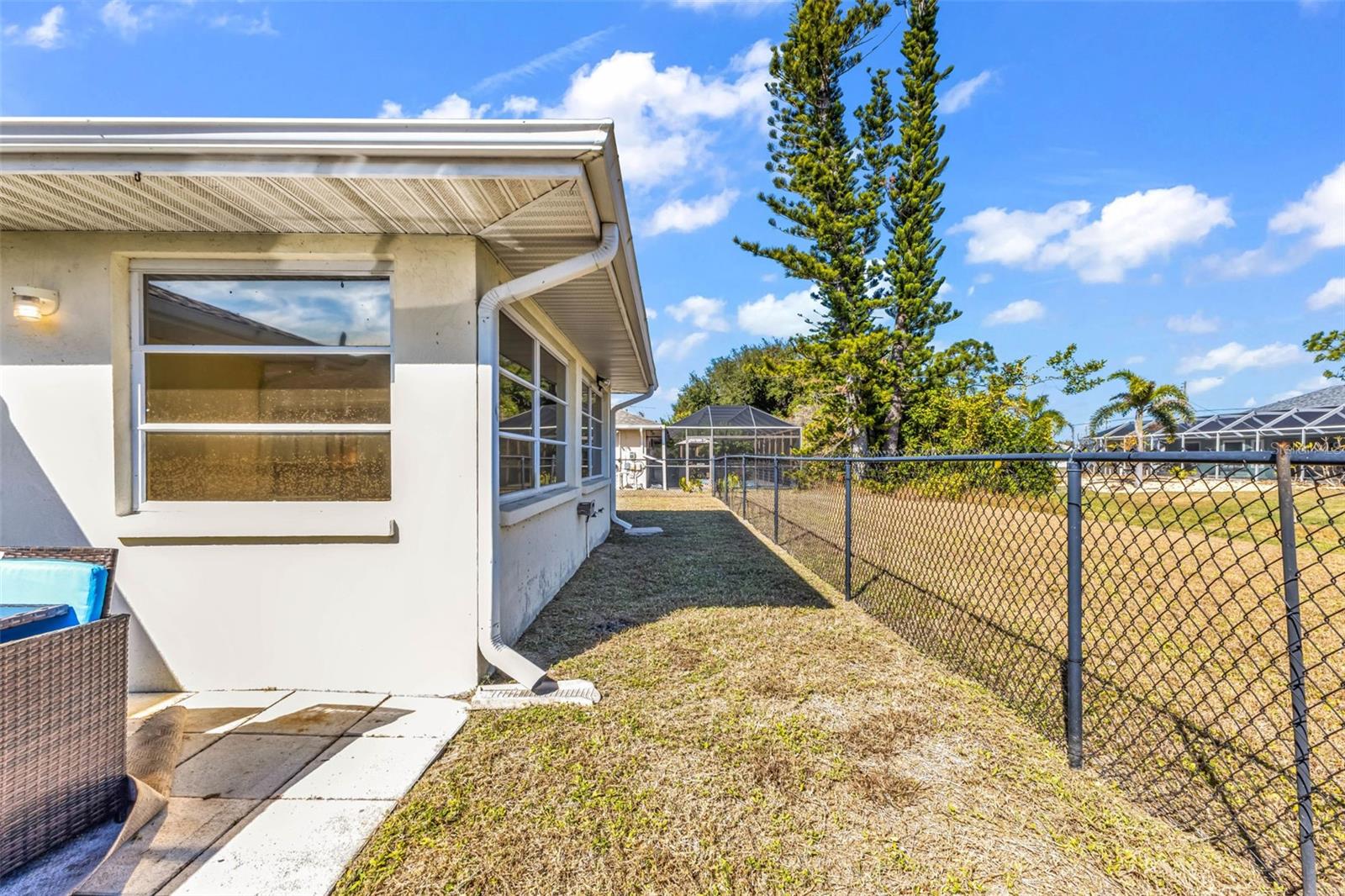 ROTONDA WEST PEBBLE BEACH - Residential