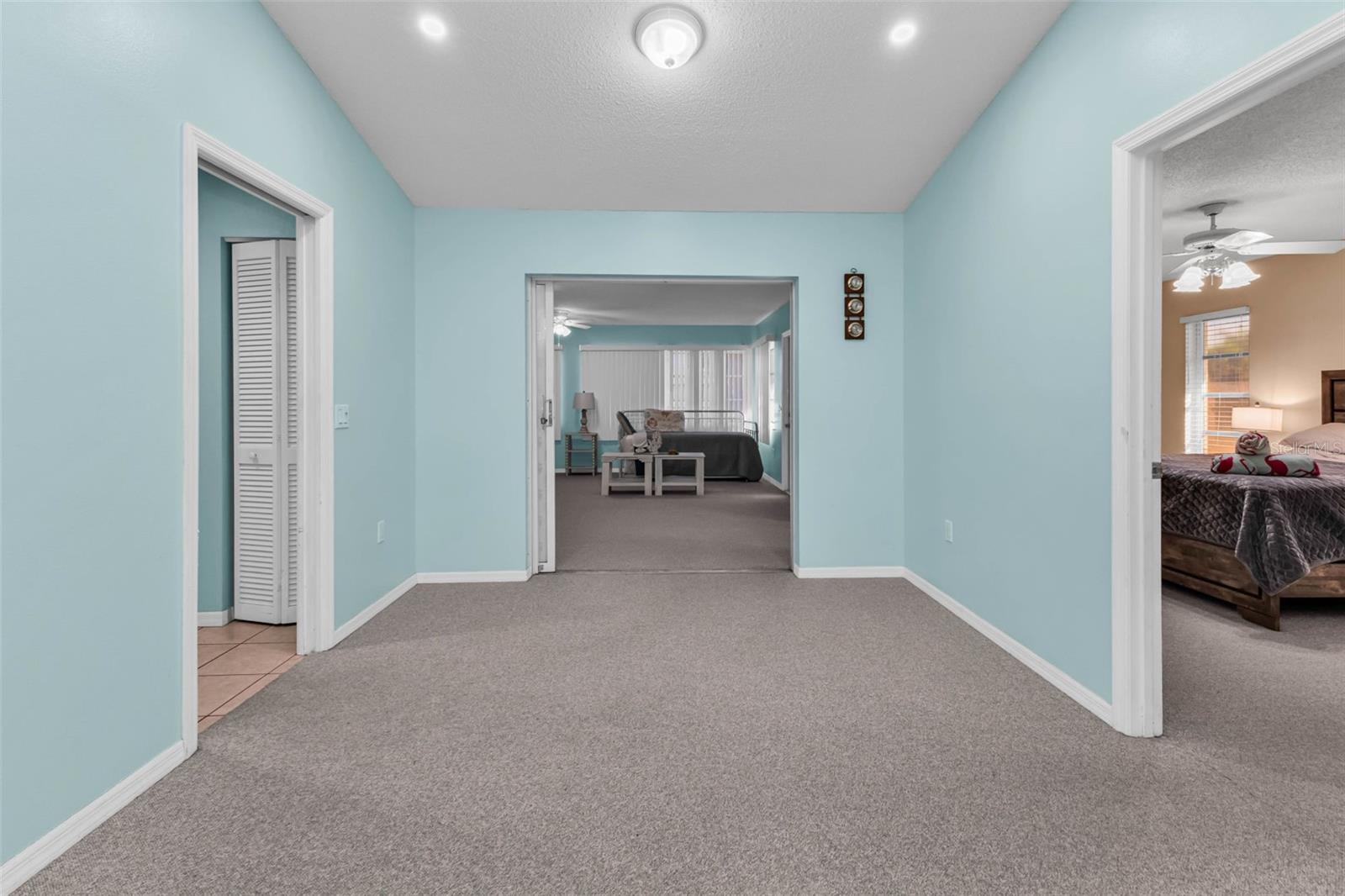 ROTONDA WEST PEBBLE BEACH - Residential