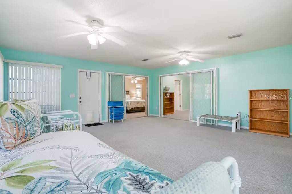 ROTONDA WEST PEBBLE BEACH - Residential