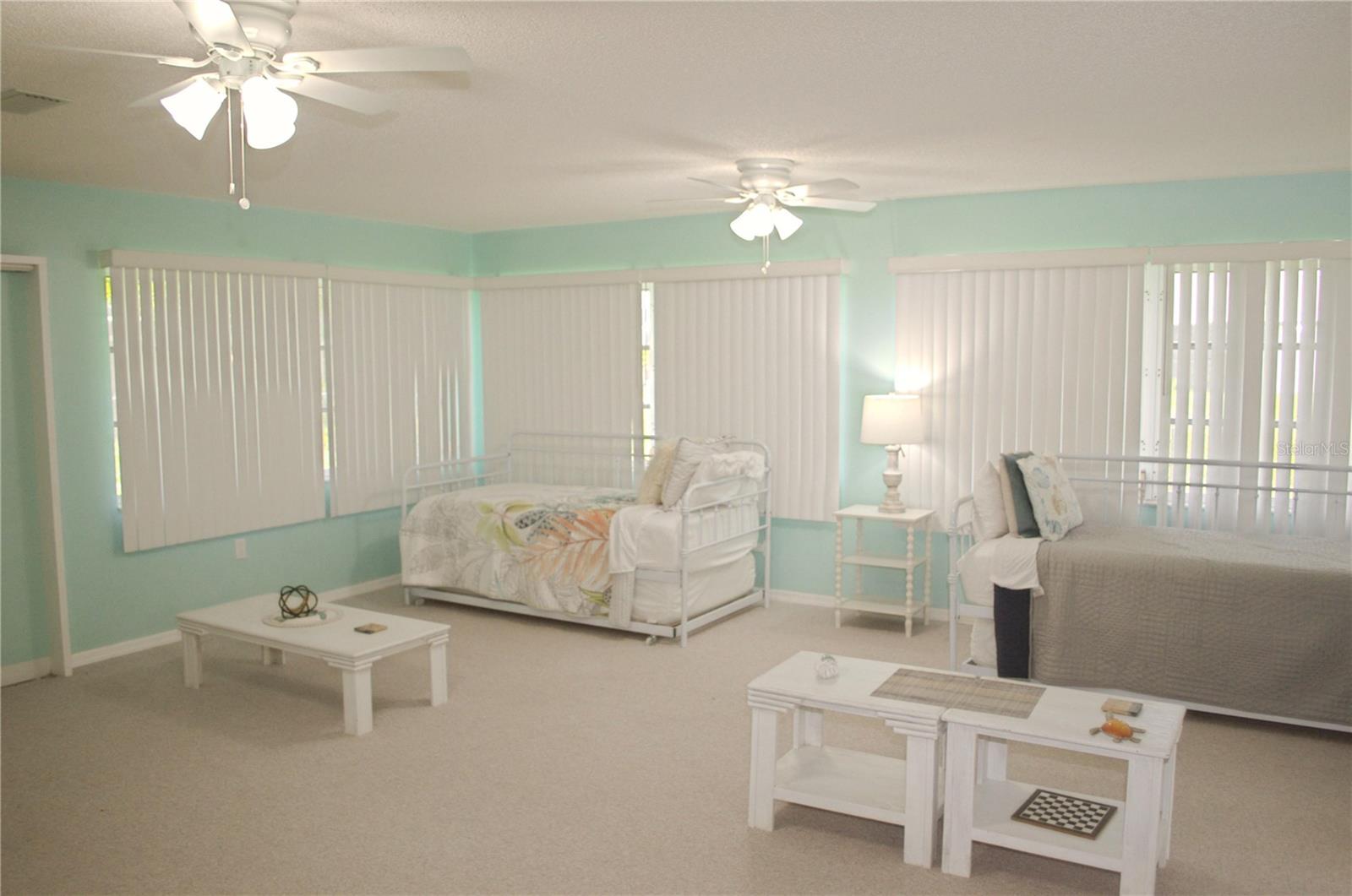 ROTONDA WEST PEBBLE BEACH - Residential