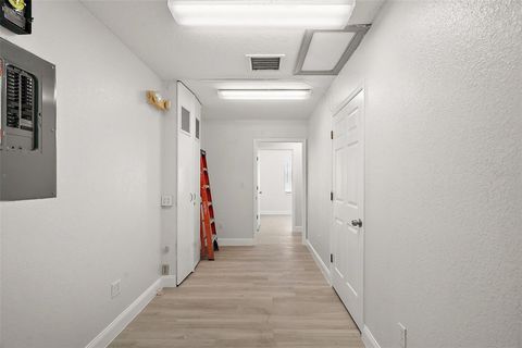 Tiny photo for 9846 Us Highway 441, Leesburg, FL 34788 (MLS # G5097344)