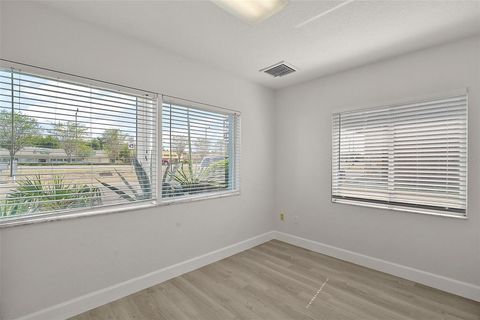 Tiny photo for 9846 Us Highway 441, Leesburg, FL 34788 (MLS # G5097344)