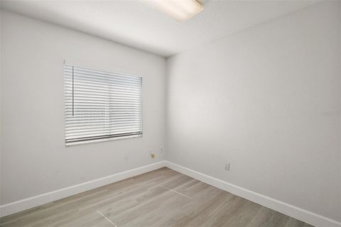 Tiny photo for 9846 Us Highway 441, Leesburg, FL 34788 (MLS # G5097344)