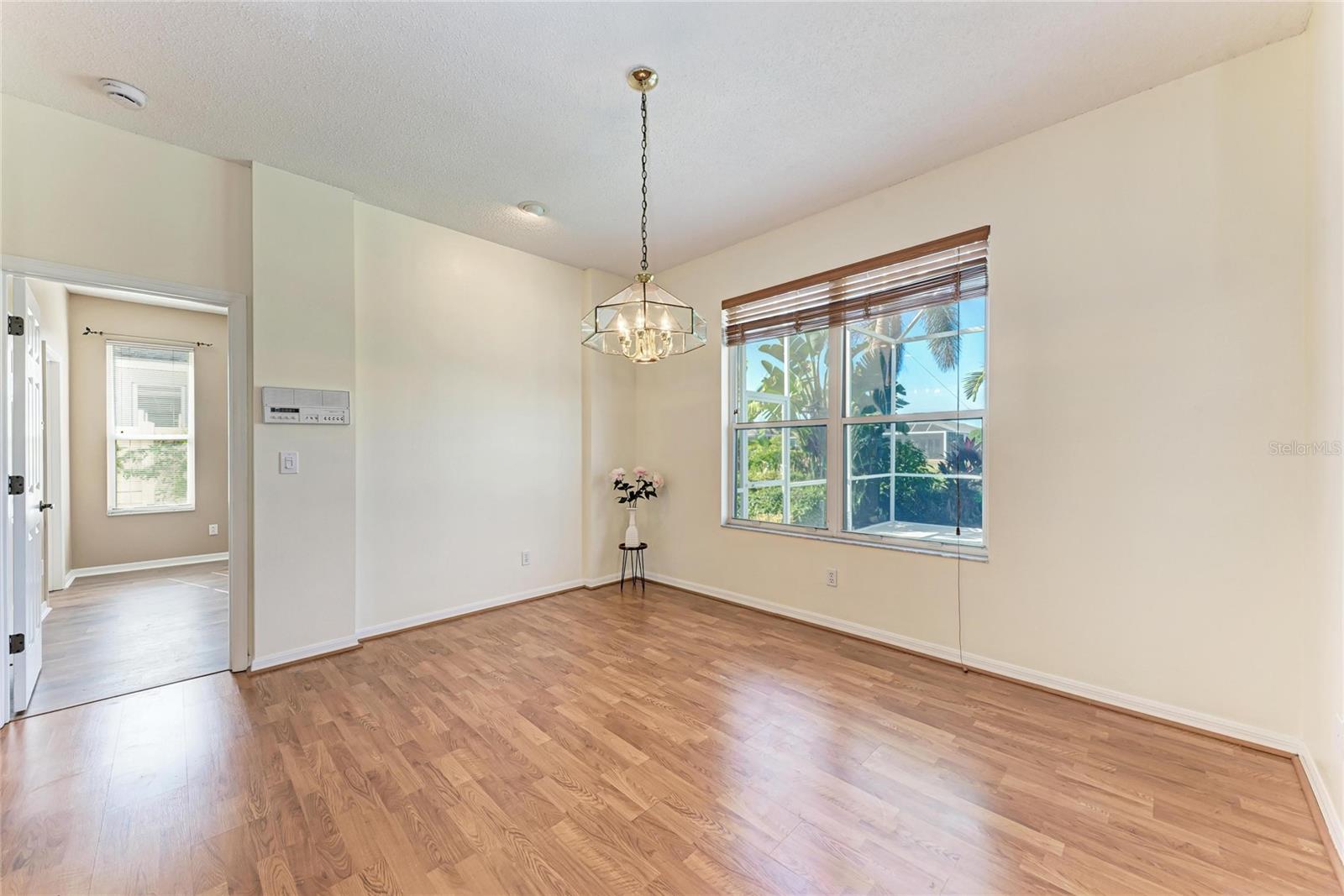 GLENN LAKES PH 1B - Residential Lease