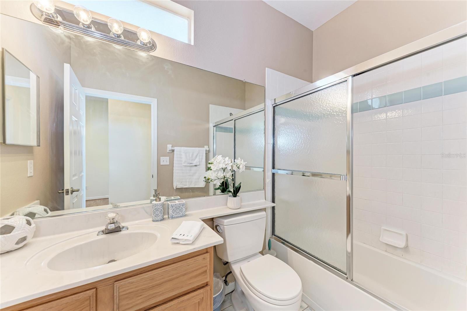 GLENN LAKES PH 1B - Residential Lease