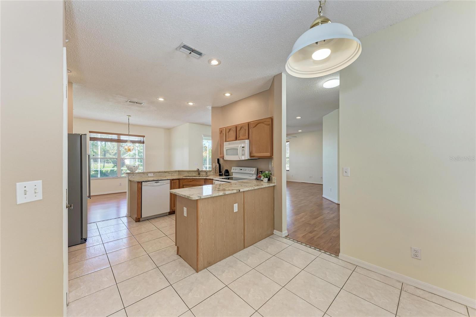 GLENN LAKES PH 1B - Residential Lease