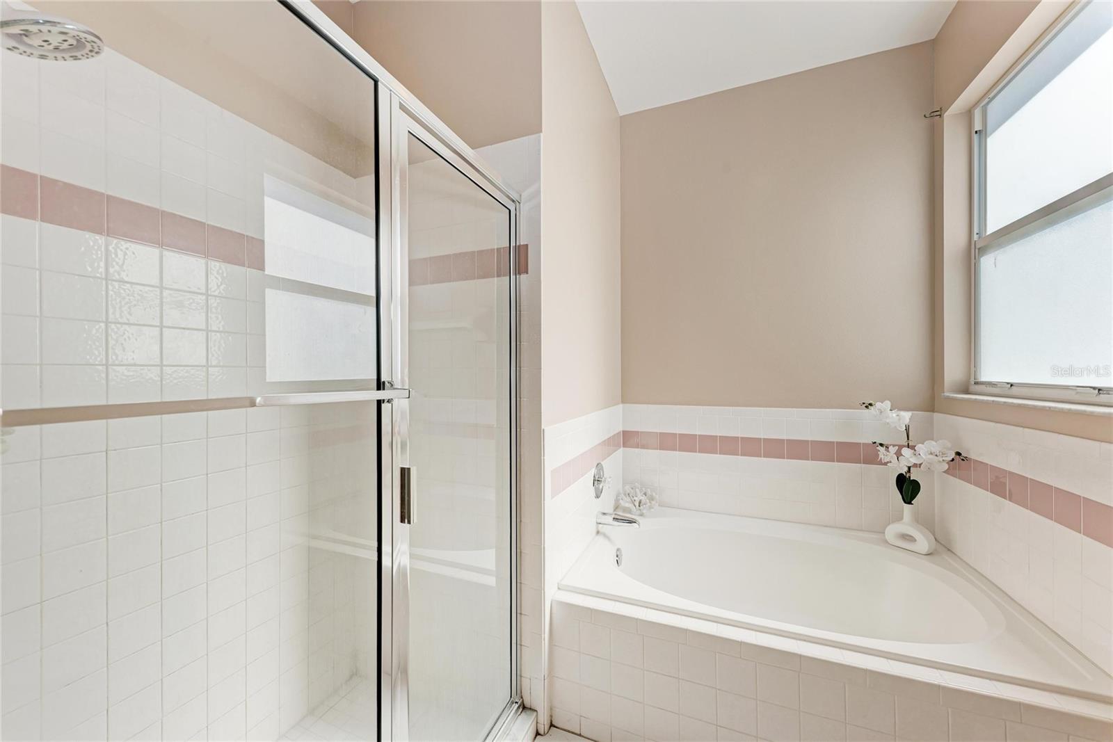 GLENN LAKES PH 1B - Residential Lease