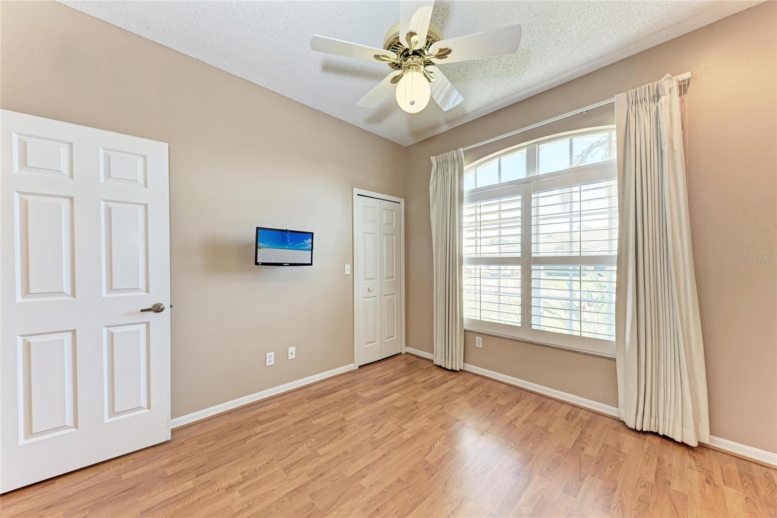 GLENN LAKES PH 1B - Residential Lease