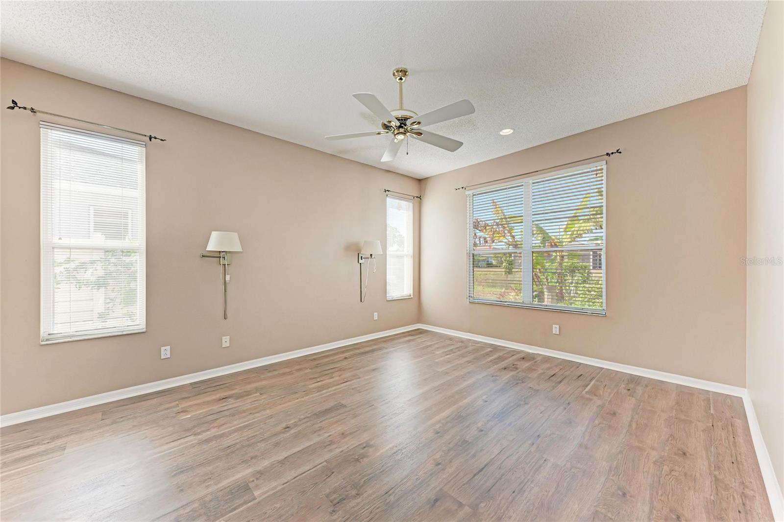 GLENN LAKES PH 1B - Residential Lease