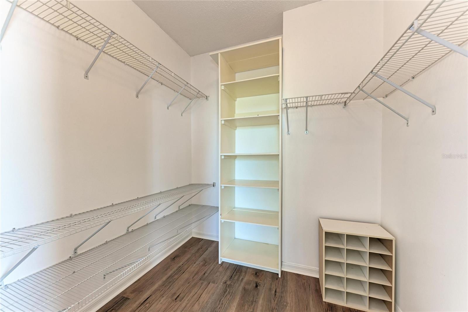 GLENN LAKES PH 1B - Residential Lease