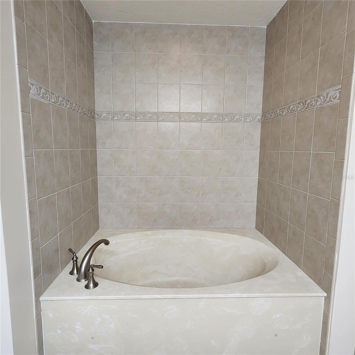 ALINARI - Residential