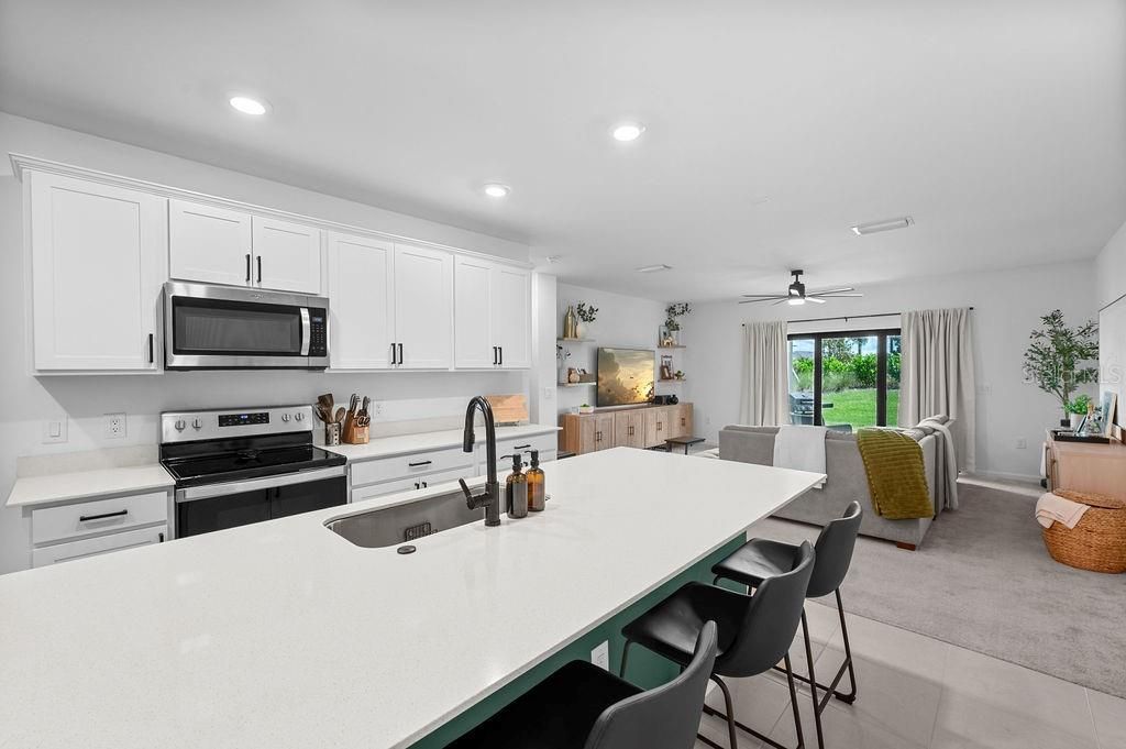 Photo of 1840 Vanora Lane, Sarasota, FL 34240 (MLS # A4667381)