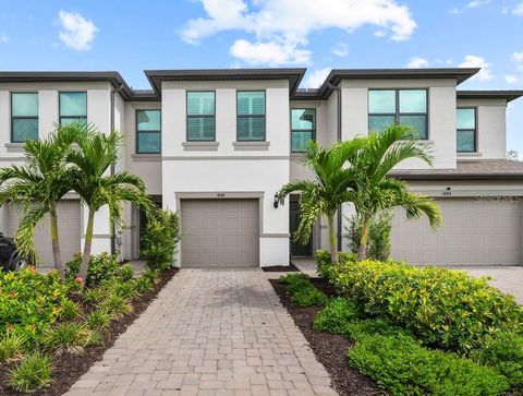 Photo of 1840 Vanora Lane, Sarasota, FL 34240 (MLS # A4667381)