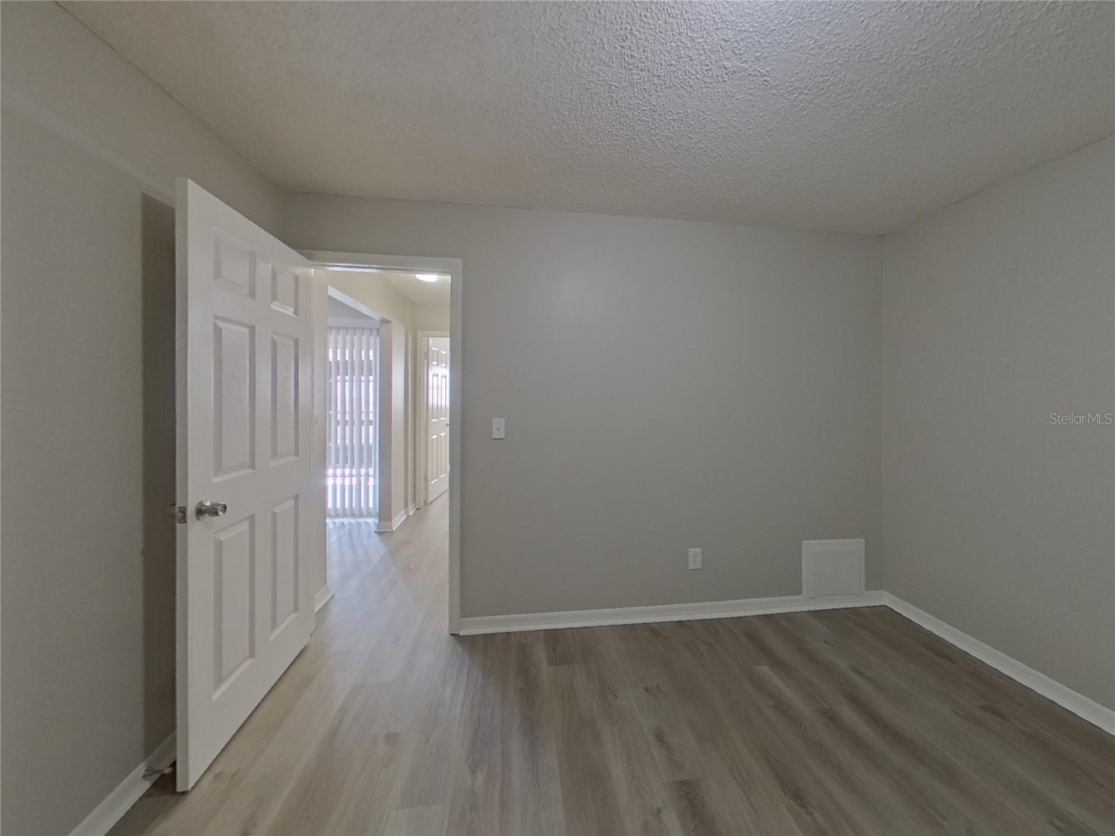 CALEDONIA SUB - Residential Lease