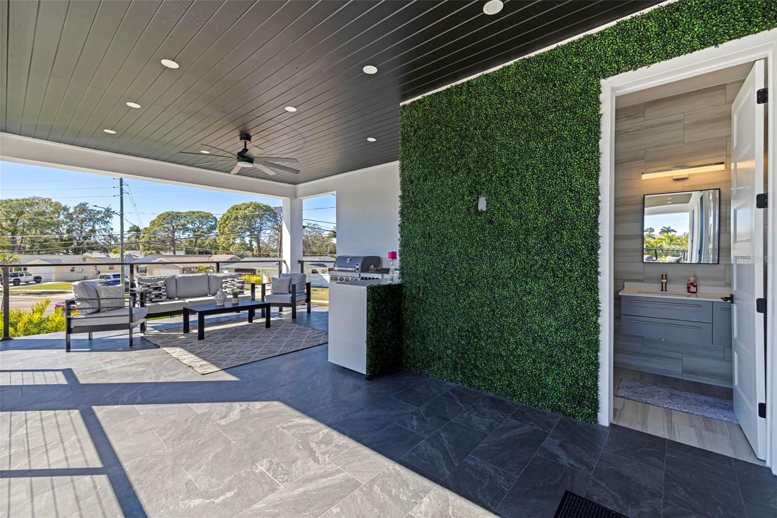 SHORE ACRES BAYOU GRANDE SEC - Residential