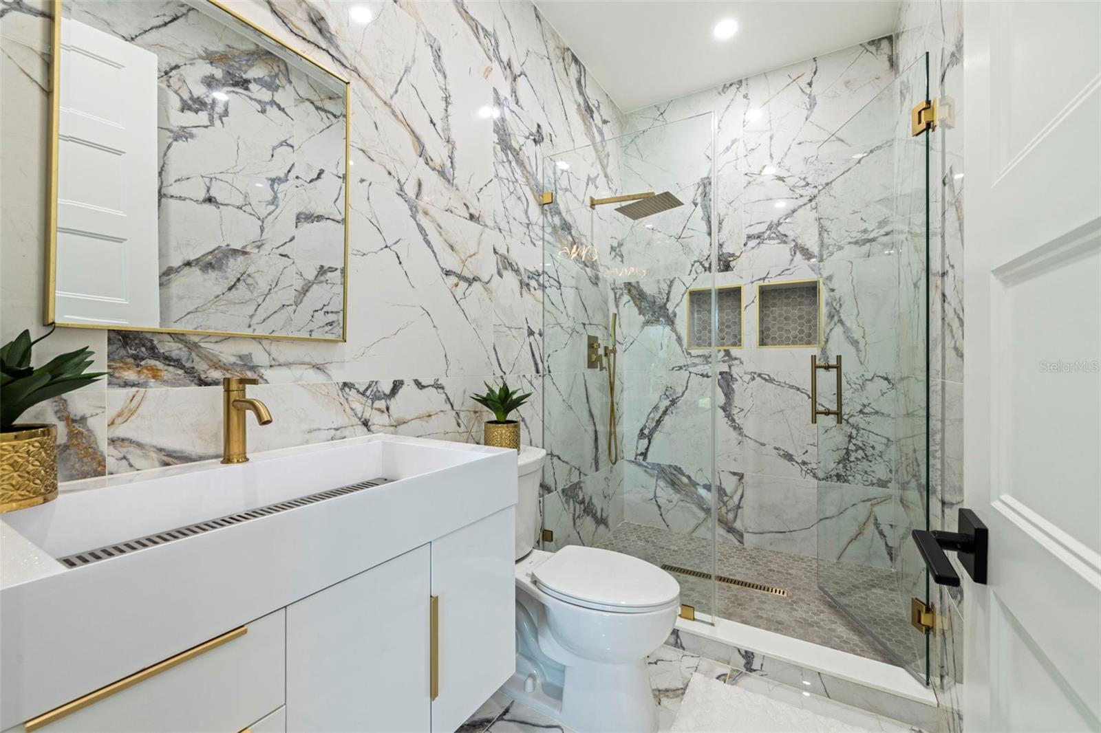 SHORE ACRES BAYOU GRANDE SEC - Residential