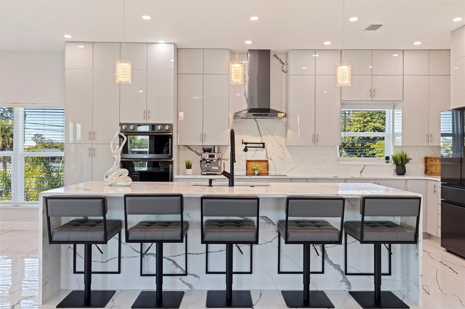 SHORE ACRES BAYOU GRANDE SEC - Residential