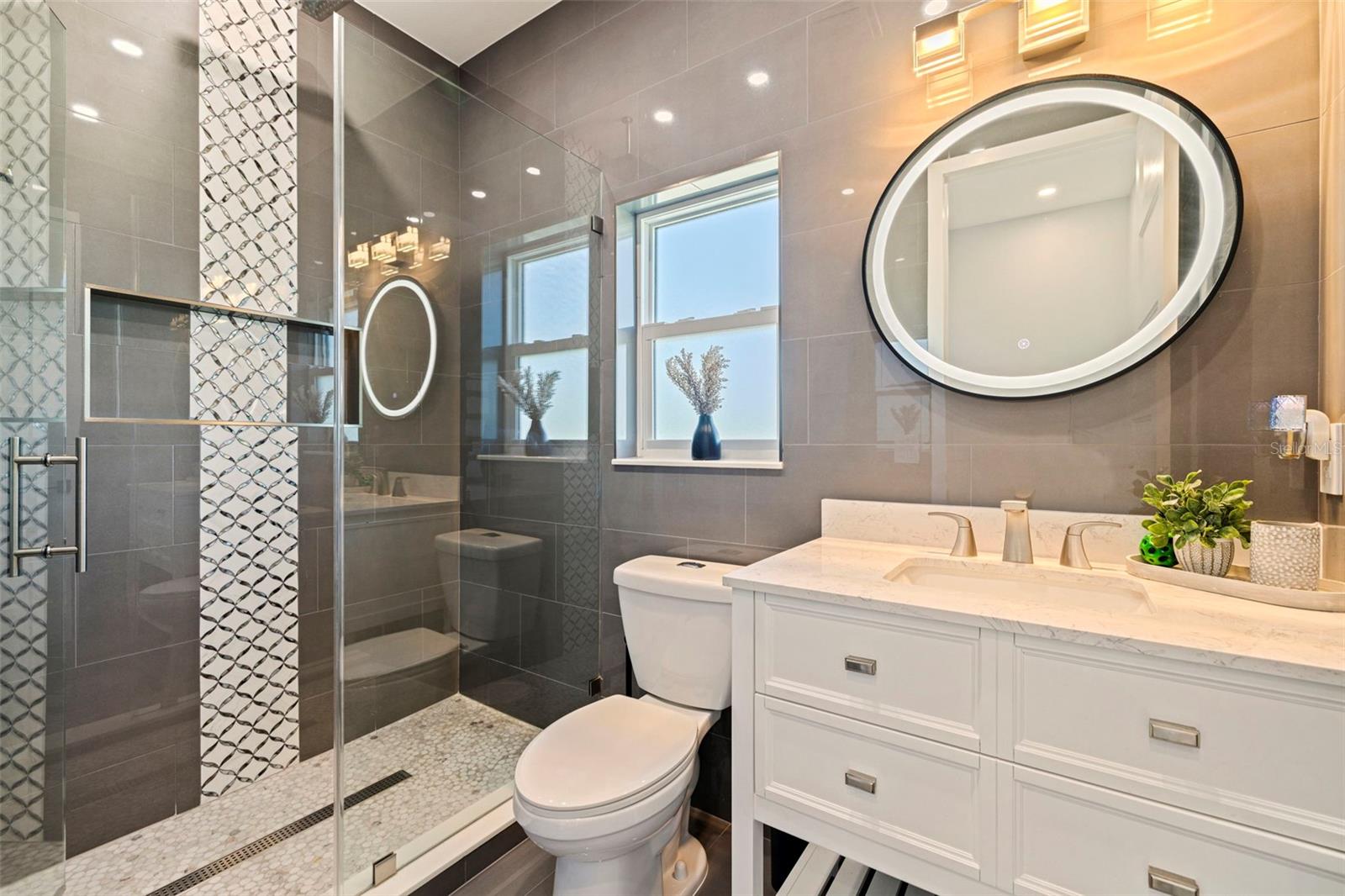 SHORE ACRES BAYOU GRANDE SEC - Residential