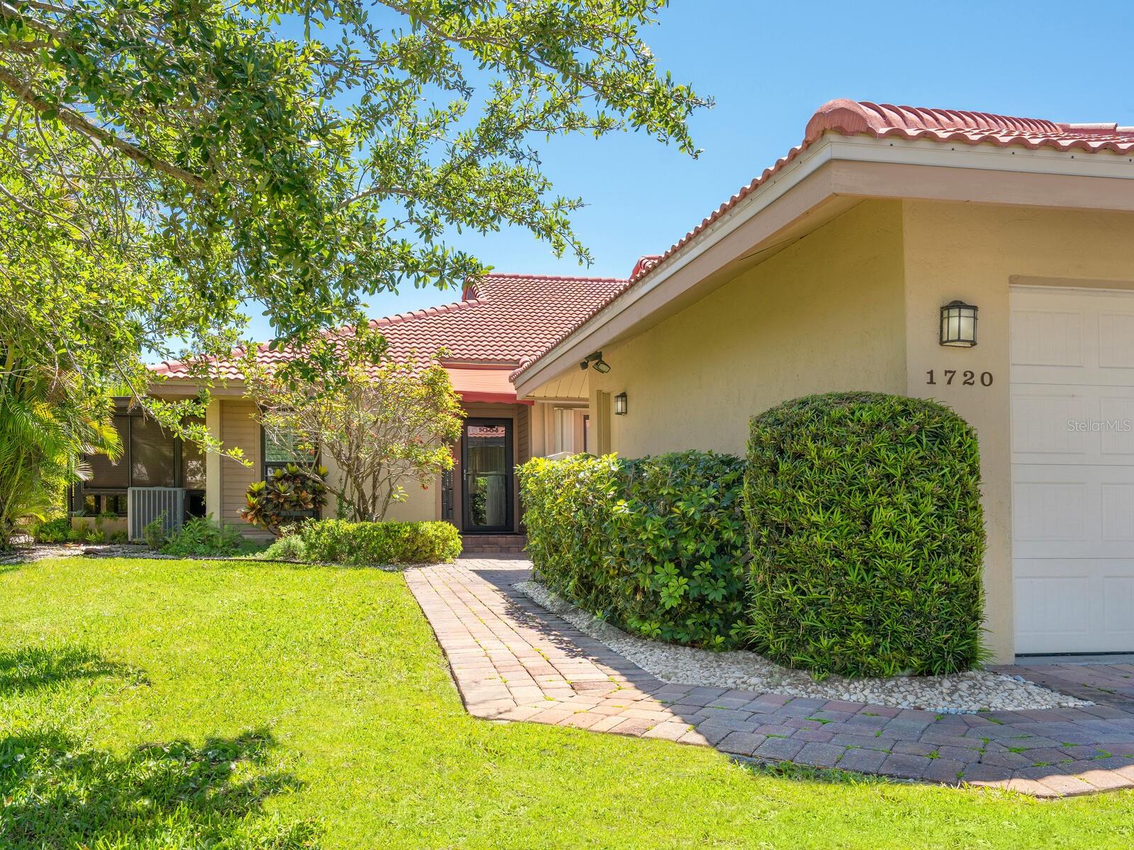 1720 KESTRAL PARK WAY S 49