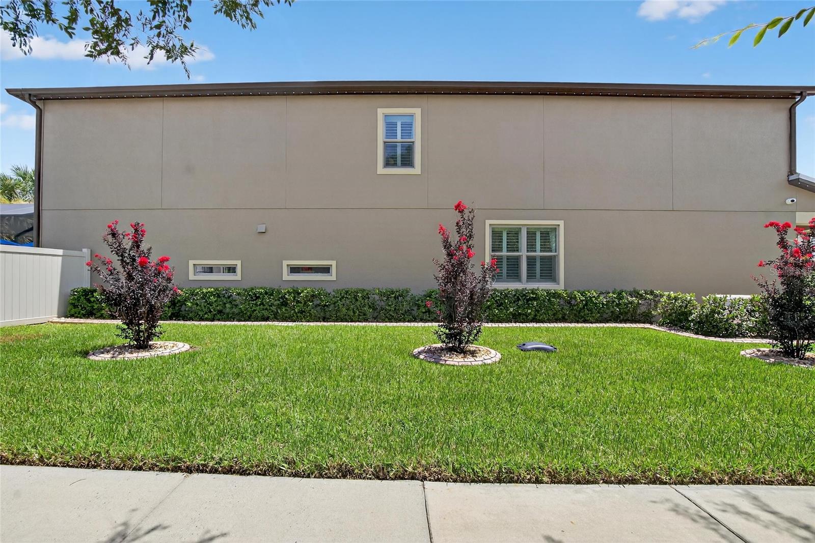 STARLING OAKS - Residential