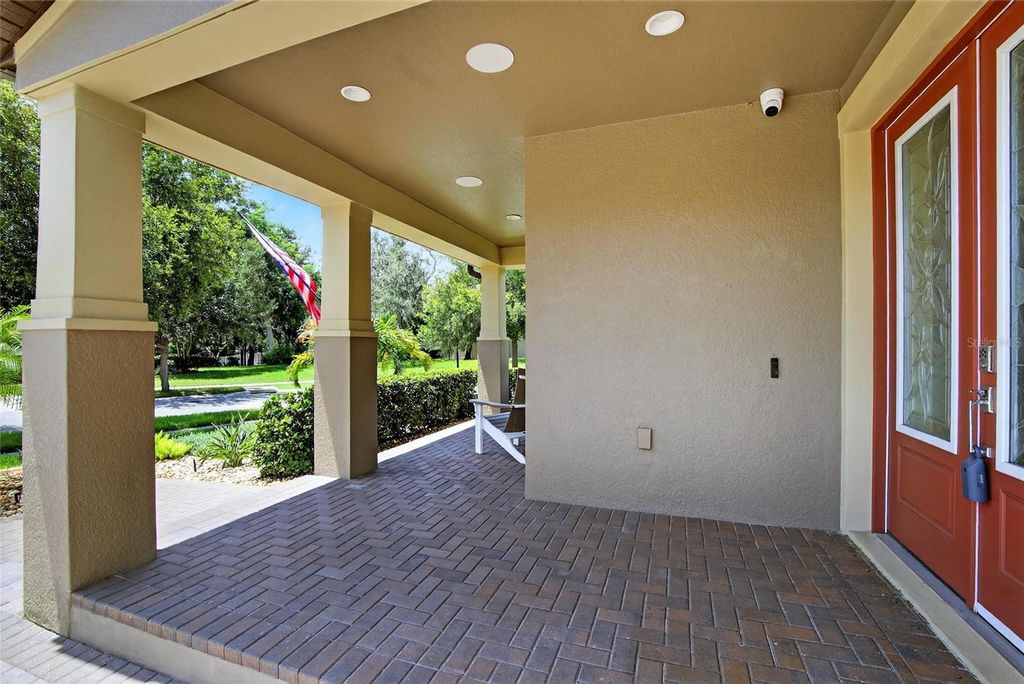Photo of 10313 Scarlet Chase Drive, Riverview, FL 33569 (MLS # TB8401965)