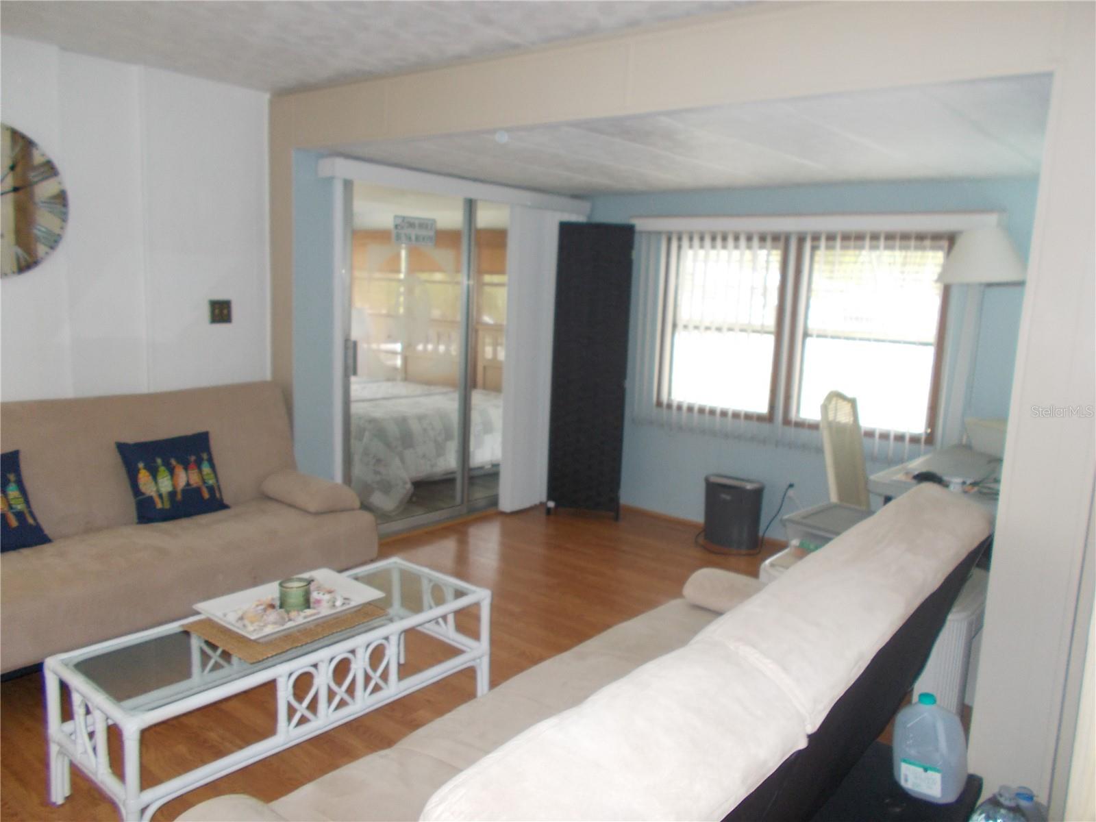 HOLIDAY PARK - Residential