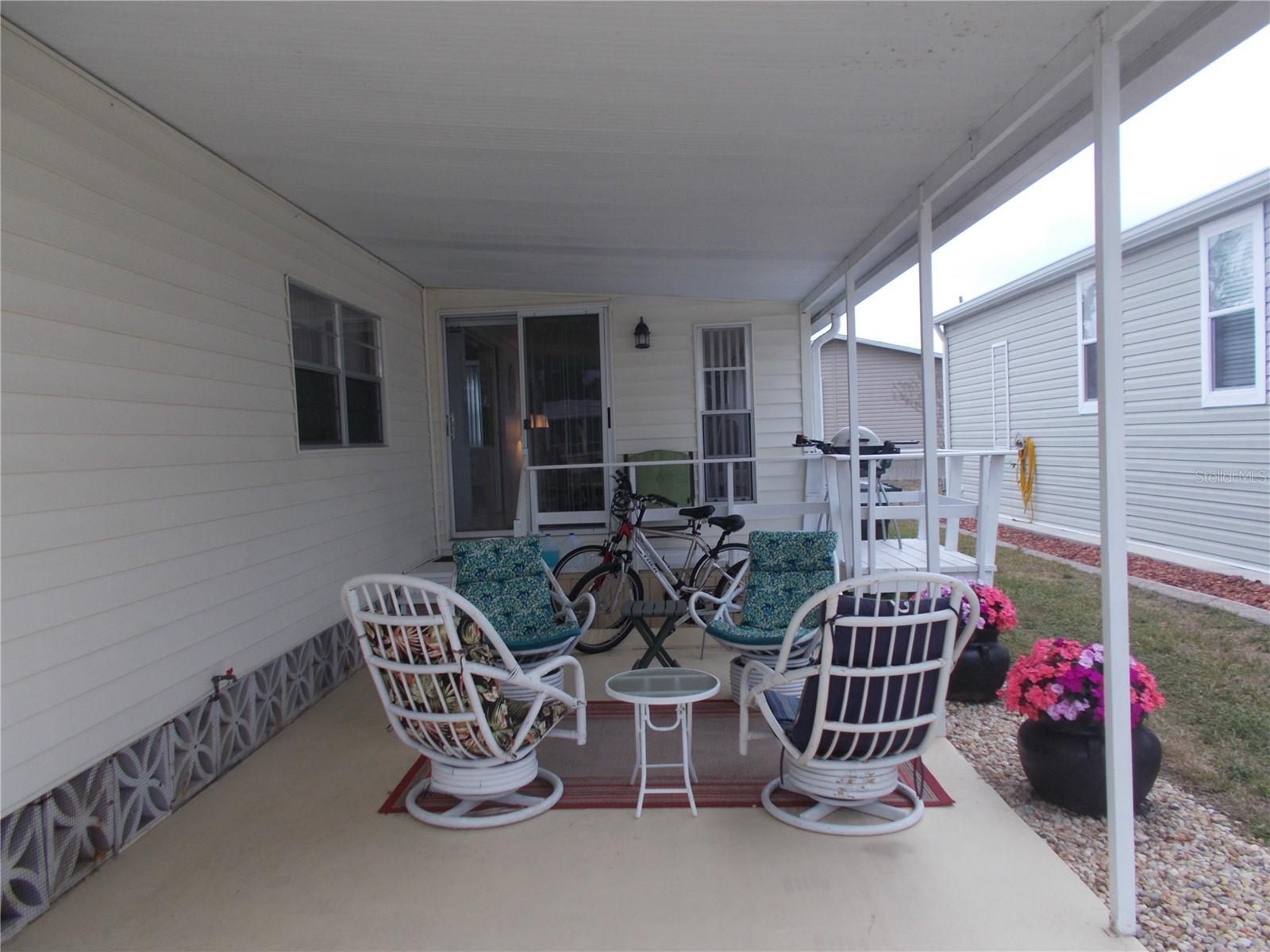 HOLIDAY PARK - Residential