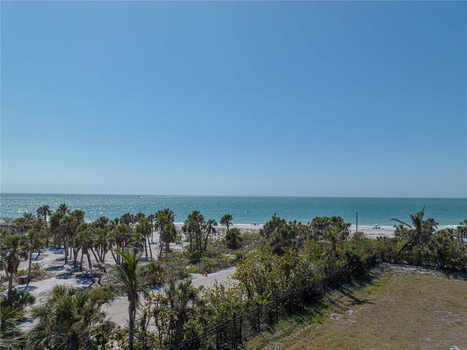 HILL TIDE ESTATES - Land