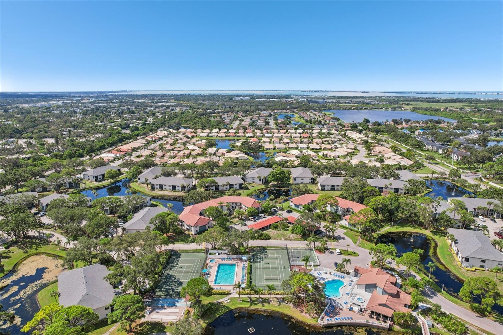 SHOREWALK - Residential