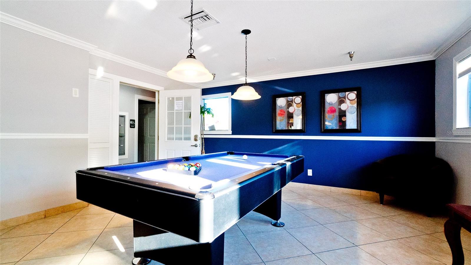 SHOREWALK - Residential