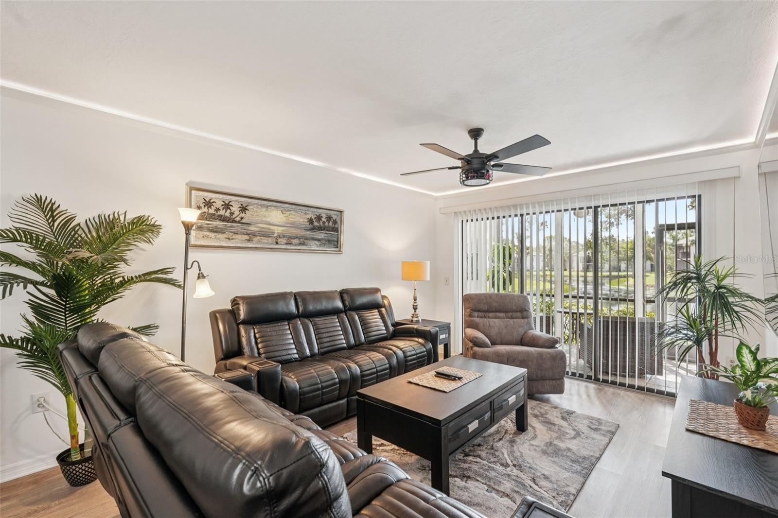 SHOREWALK - Residential