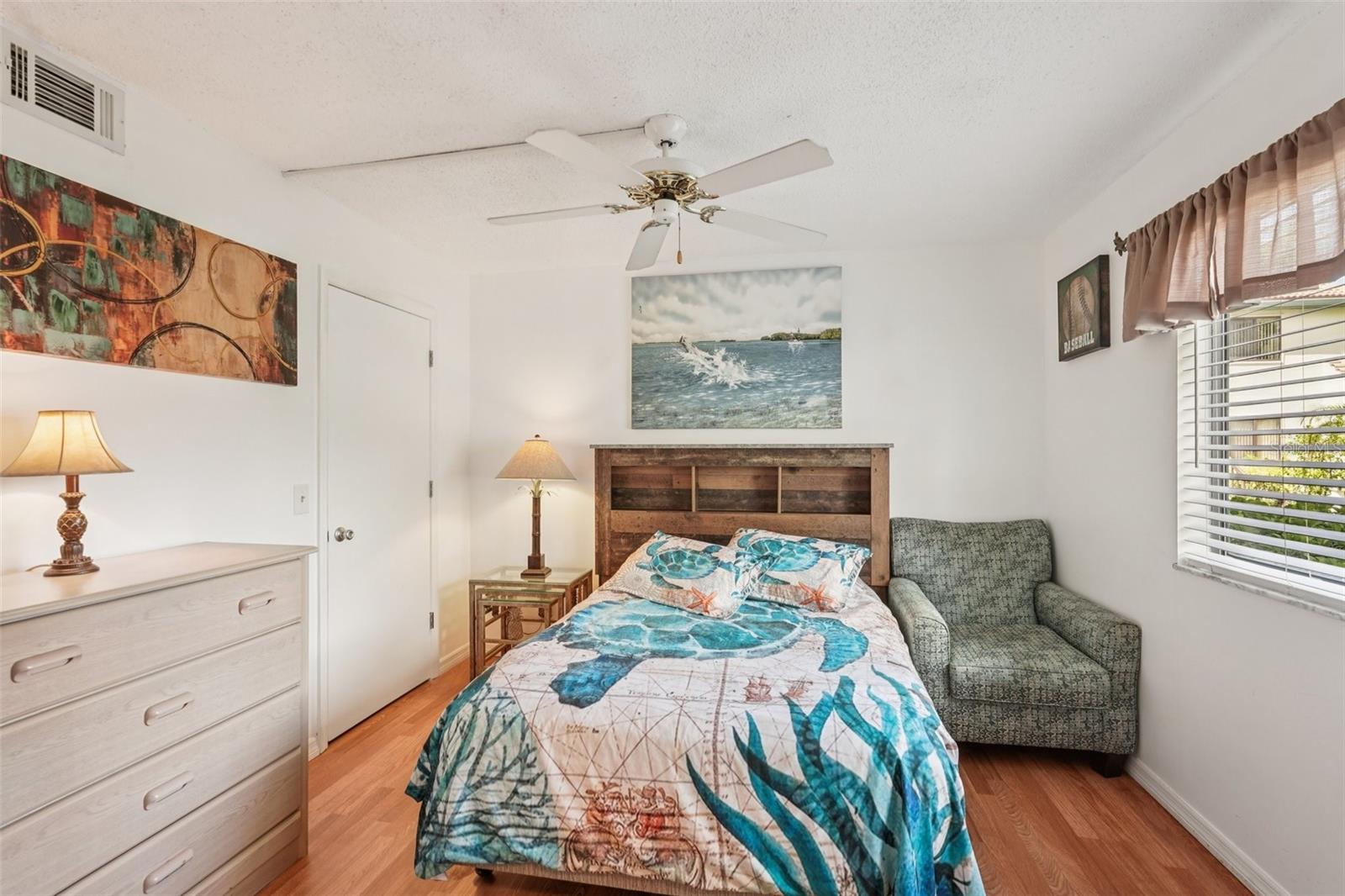 SHOREWALK - Residential