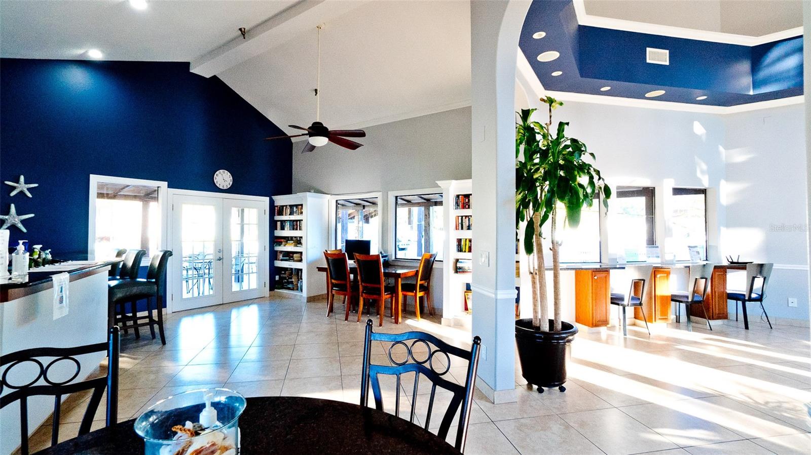 SHOREWALK - Residential