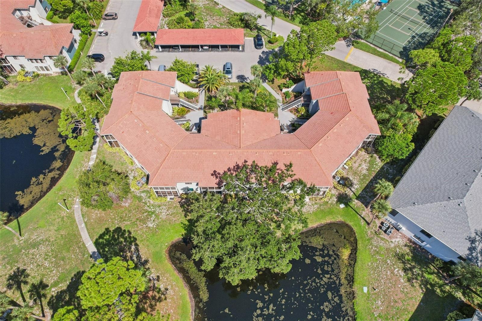 SHOREWALK - Residential