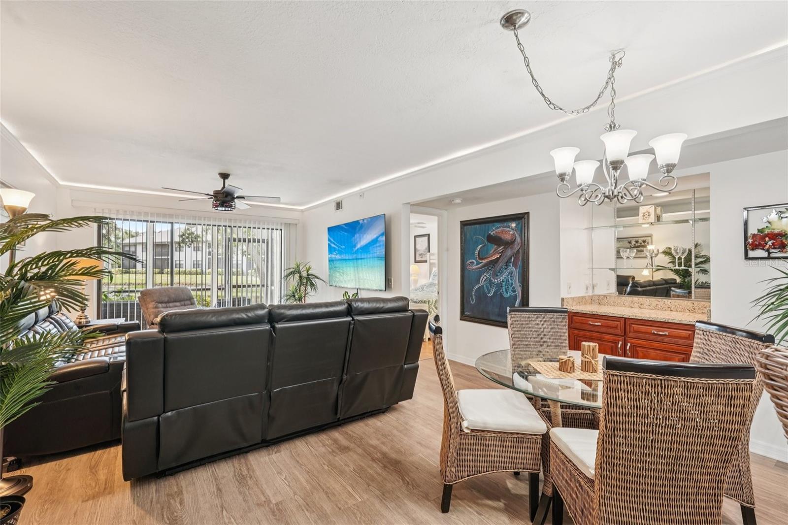 SHOREWALK - Residential