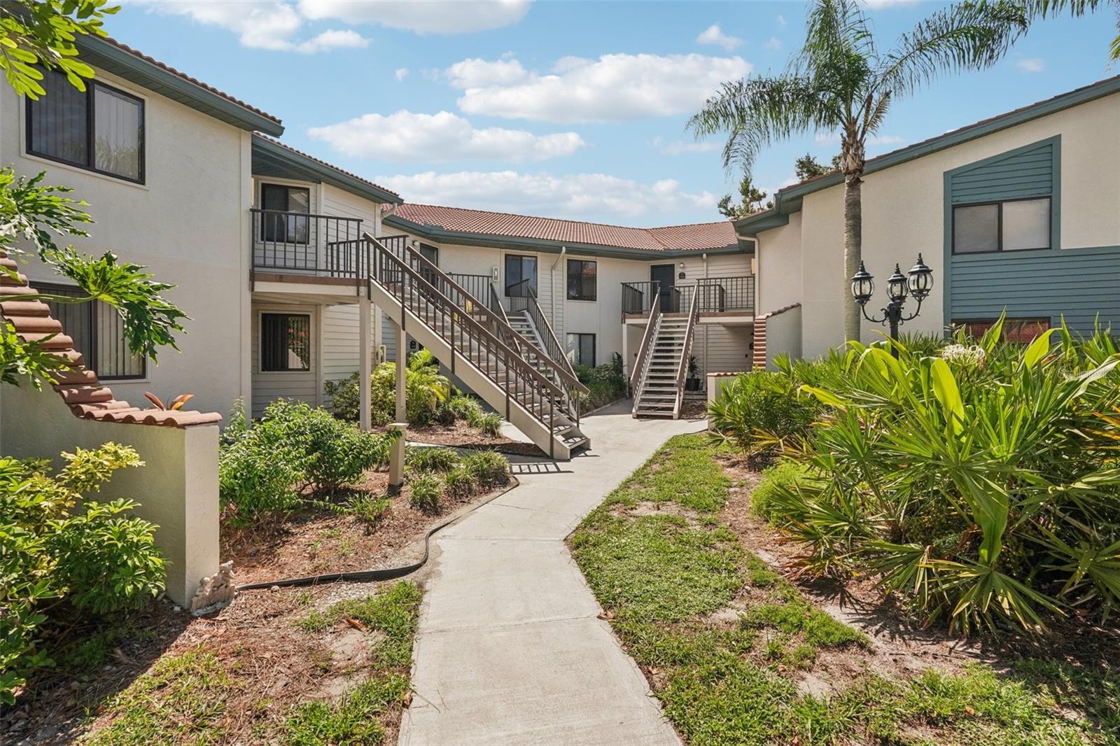 SHOREWALK - Residential