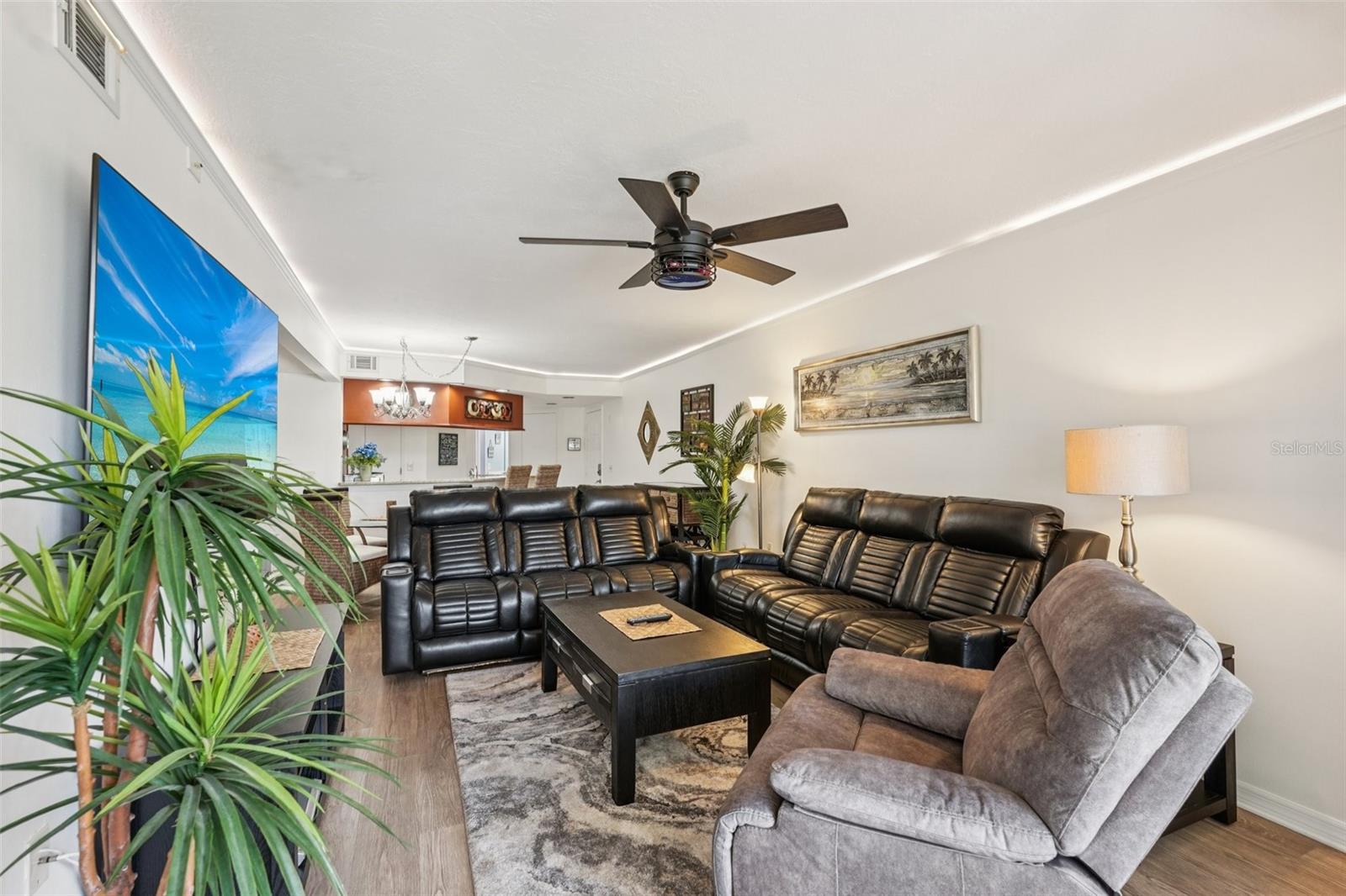 SHOREWALK - Residential