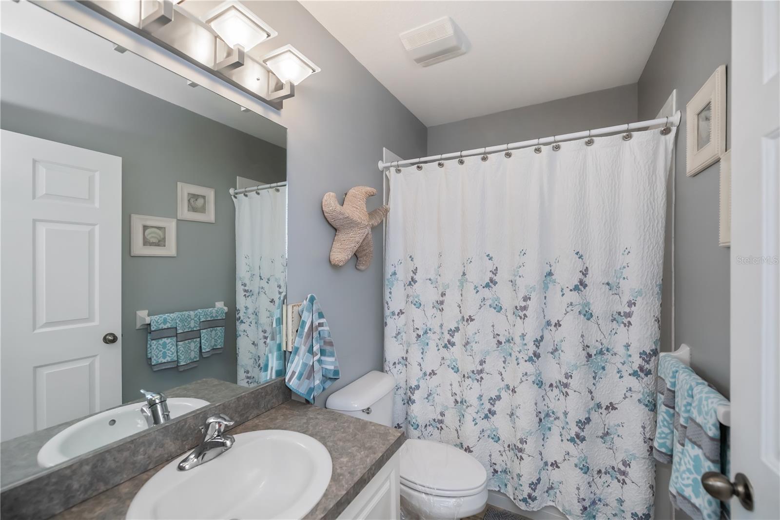 LAKE VIEW CONDOMINIUM AT HERITAGE - Residential